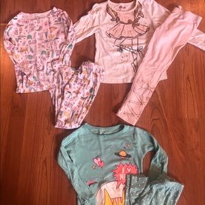 Bundle of girls pajamas size 5